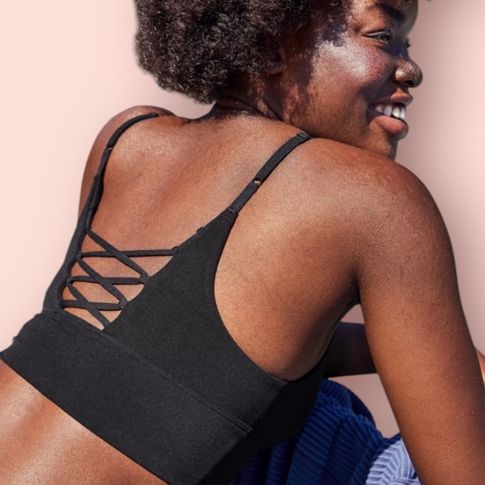 OFFLINE by Aerie True Black Real Me Lace Up Back Sports Bra